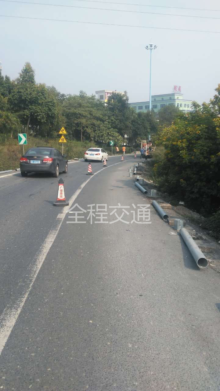 交通护栏工程47